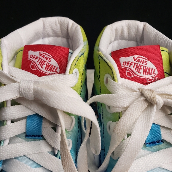 Vans X SpongeBob Sk8 Hi Imaginaaation - size 4.5 Youth or 6.5 Women's - Picture 5 of 16